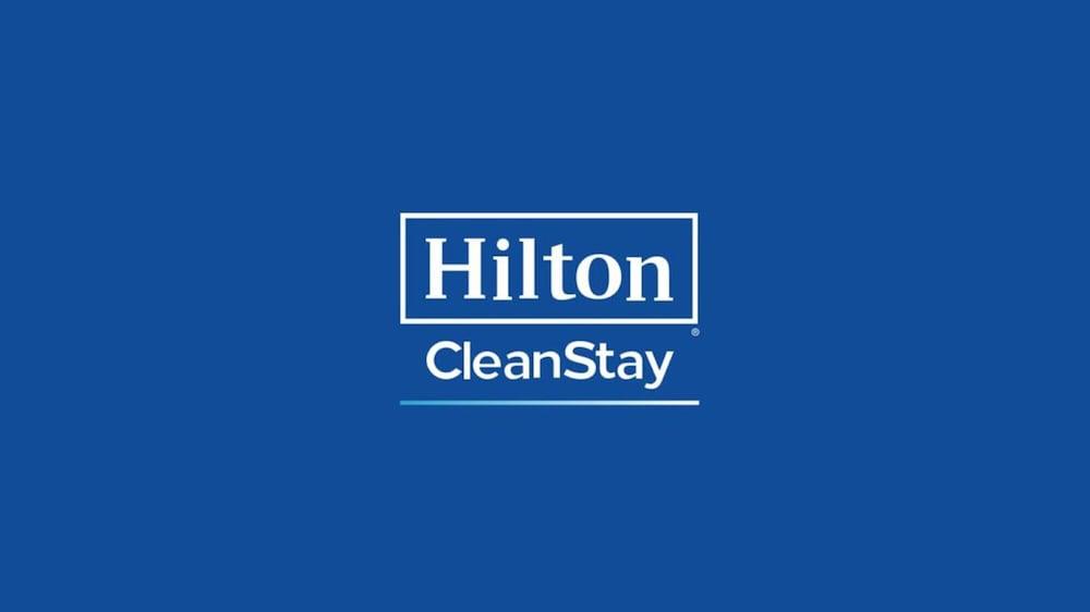 Hampton Inn & Suites Addison Zewnętrze zdjęcie