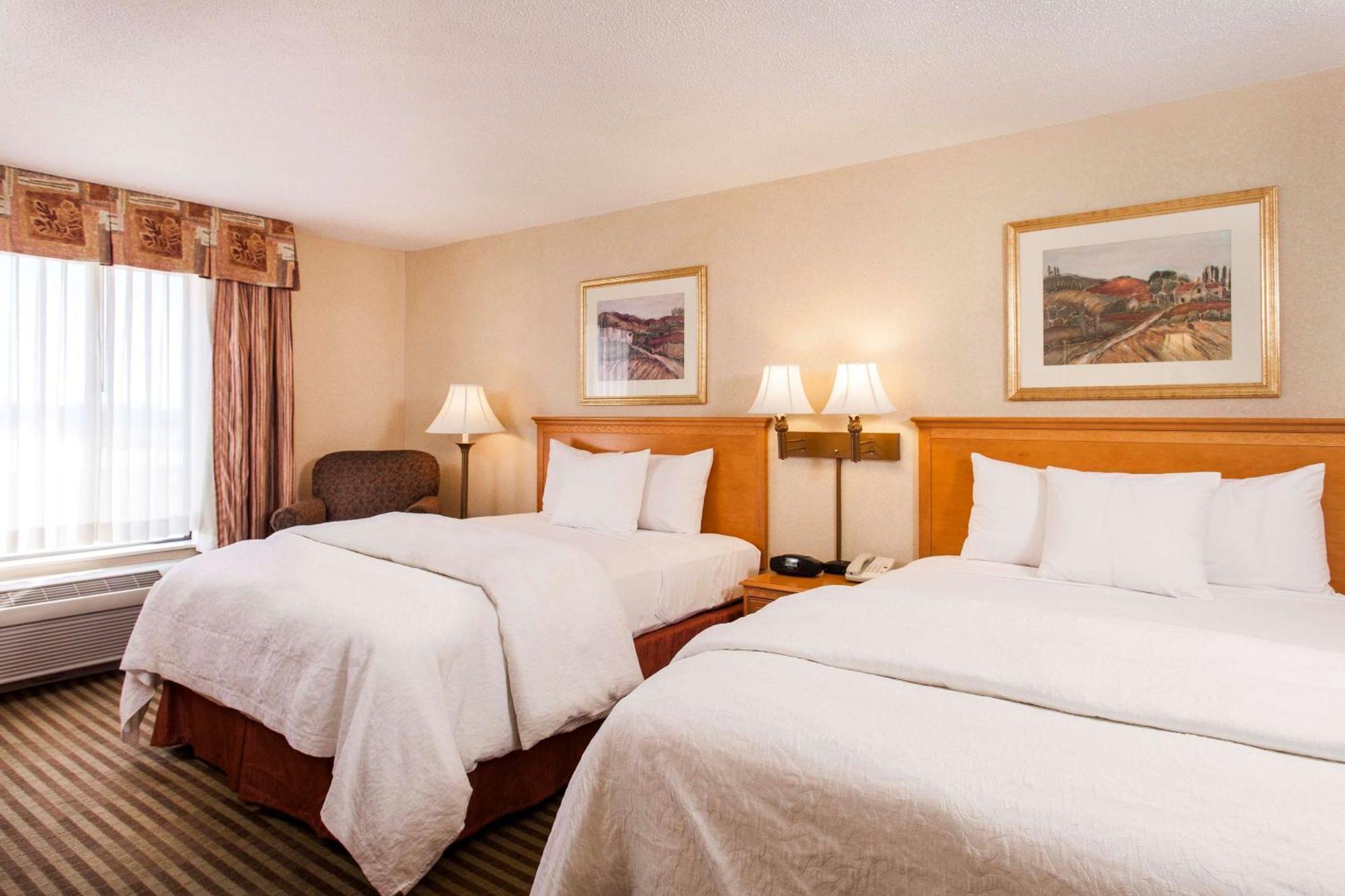 Hampton Inn & Suites Addison Zewnętrze zdjęcie