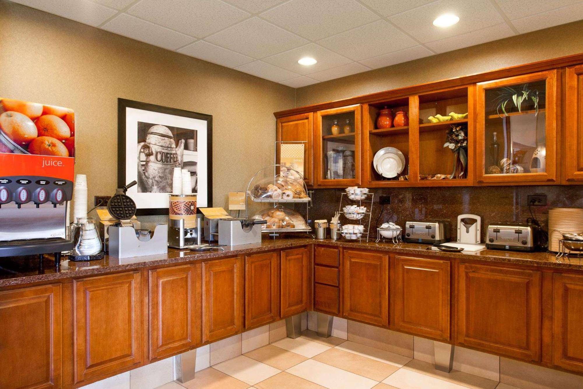 Hampton Inn & Suites Addison Zewnętrze zdjęcie