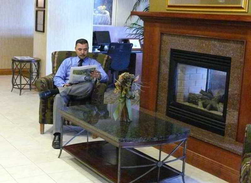 Hampton Inn & Suites Addison Wnętrze zdjęcie